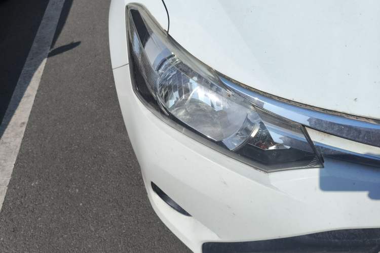 Used Toyota Vios 2014 1.5L Automatic ZhiZhen Edition Right Front Headlight