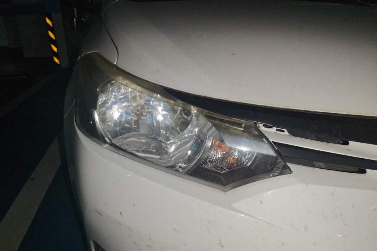 Used Toyota Vios 2014 1.3L Manual Value Edition Right Front Headlight