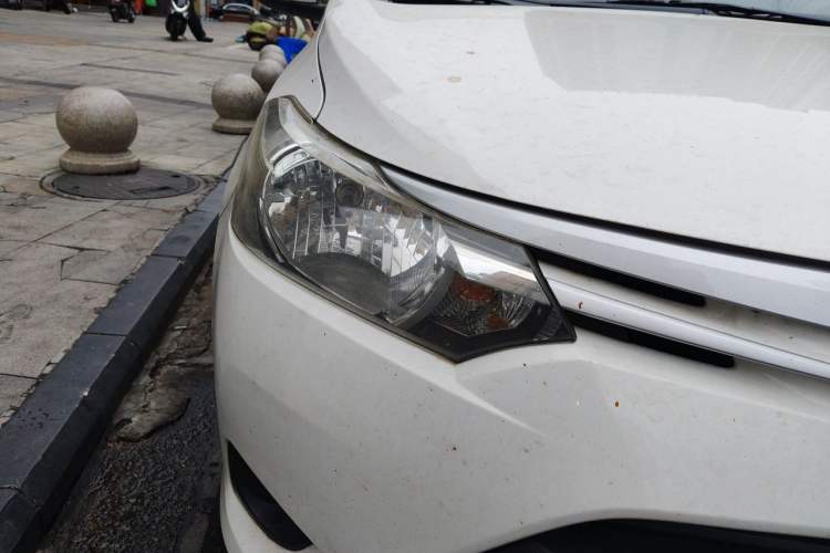 Used Toyota Vios 2014 1.3L Manual Xiang Edition Right Front Headlight