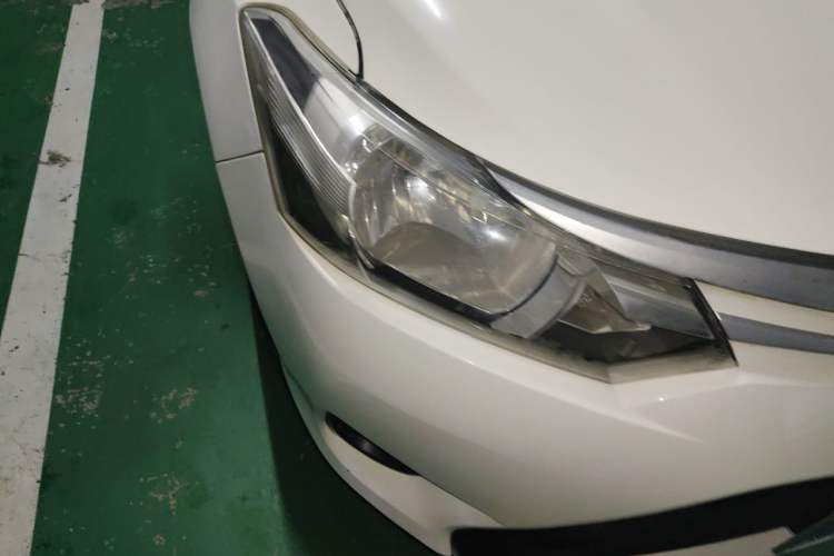 Used Toyota Vios 2014 1.3L Manual Xiang Edition Right Front Headlight