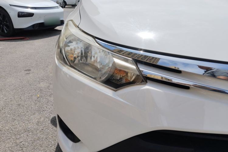Used Toyota Vios 2014 1.5L Automatic ZhiZhen Edition Right Front Headlight
