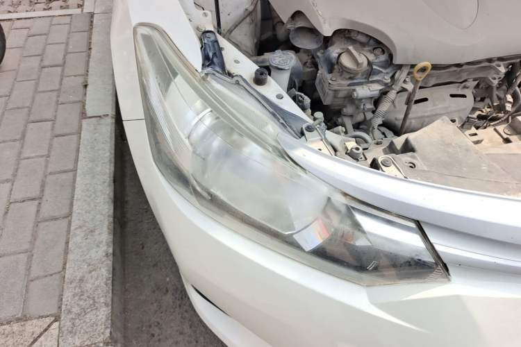 Used Toyota Vios 2014 1.3L Manual Value Edition Right Front Headlight