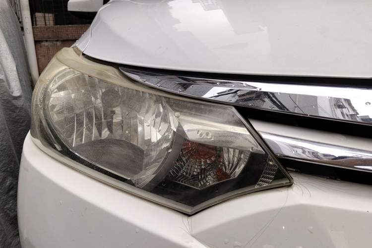 Used Toyota Vios 2014 1.5L Automatic ZhiZhen Edition Right Front Headlight