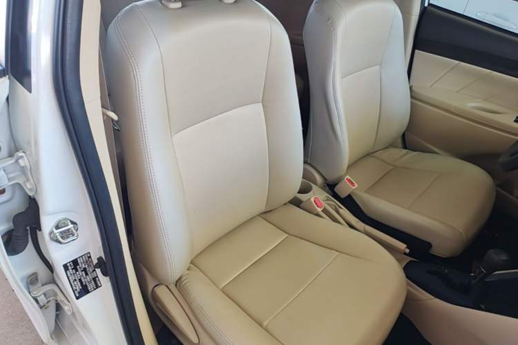 Used Toyota Vios 2014 1.3L Automatic Standard Edition Right Front Seat