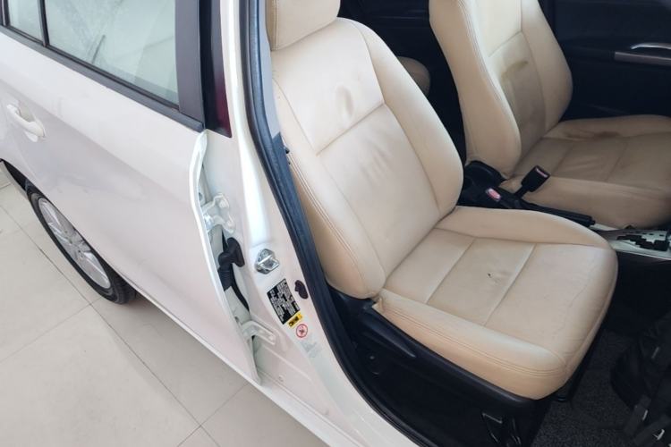 Used Toyota Vios 2014 1.5L Automatic Smart Edition Right Front Seat