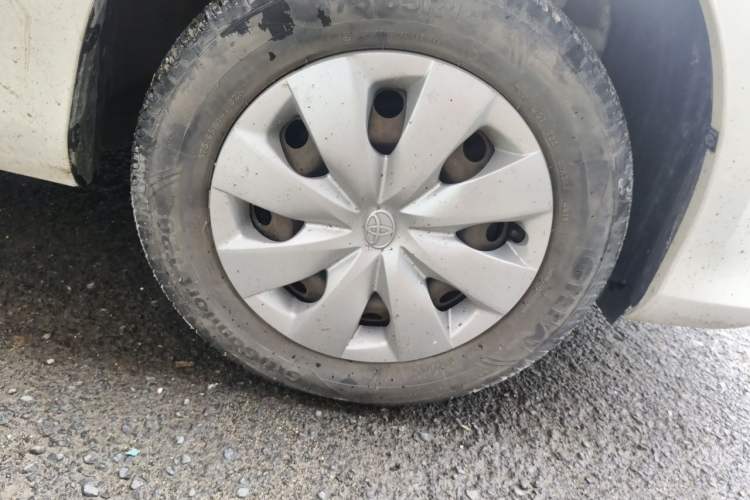 Used Toyota Vios 2014 1.3L Manual Xiang Edition Right Front Wheel Hub
