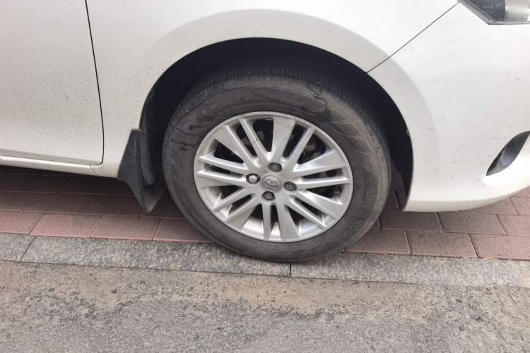 Used Toyota Vios 2014 1.5L Automatic ZhiZhen Edition Right Front Wheel Hub