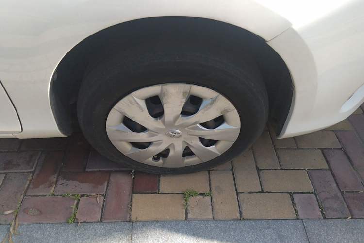 Used Toyota Vios 2014 1.5L Manual ZhiZhen Edition Right Front Wheel Hub