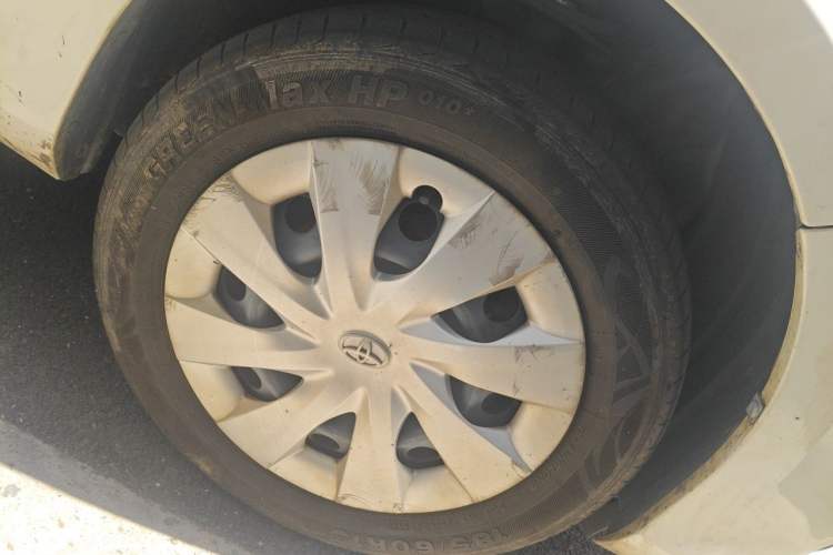 Used Toyota Vios 2014 1.5L Manual ZhiZhen Edition Right Front Wheel Hub