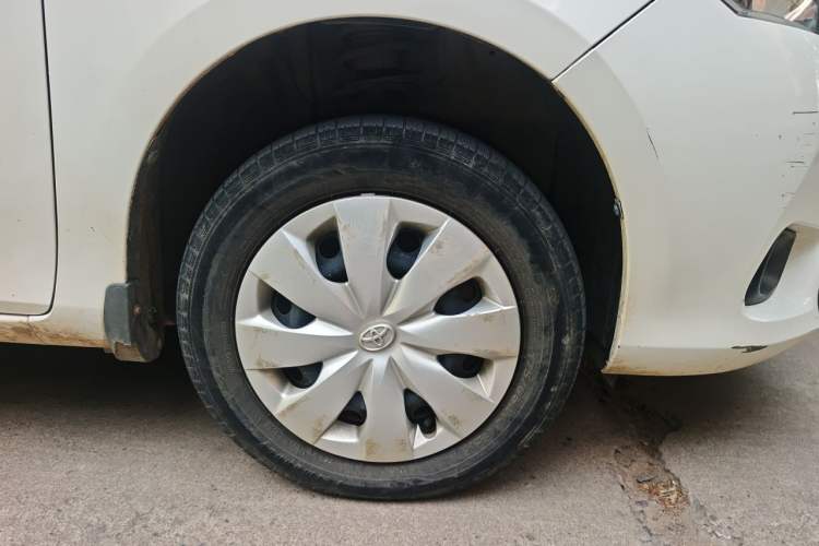 Used Toyota Vios 2014 1.3L Manual Value Edition Right Front Wheel Hub