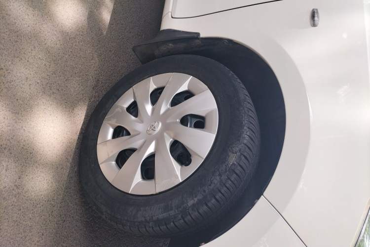 Used Toyota Vios 2014 1.5L Automatic ZhiZhen Edition Right Front Wheel Hub