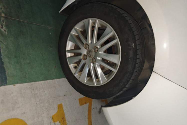 Used Toyota Vios 2014 1.5L Automatic ZhiZhen Edition Right Front Wheel Hub