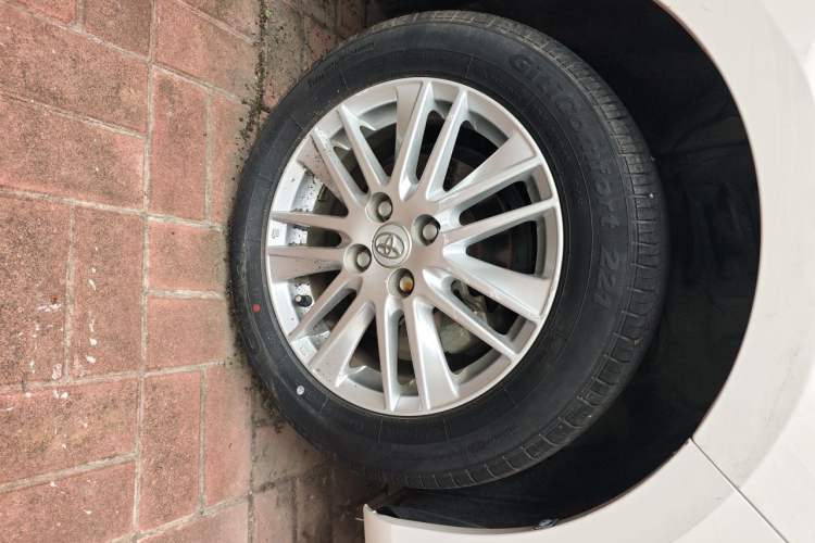 Used Toyota Vios 2014 1.5L Automatic ZhiZhen Edition Right Front Wheel Hub