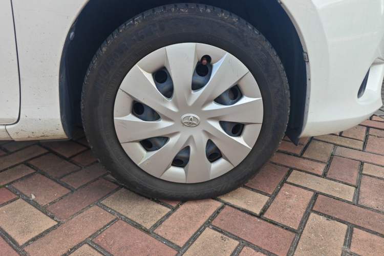 Used Toyota Vios 2014 1.5L Manual ZhiZhen Edition Right Front Wheel Hub