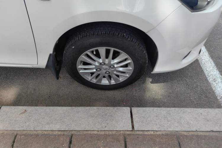 Used Toyota Vios 2014 1.3L Manual Xiang Edition Right Front Wheel Hub