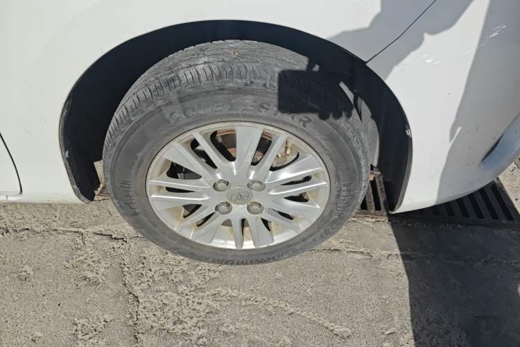 Used Toyota Vios 2014 1.3L Manual Xiang Edition Right Front Wheel Hub