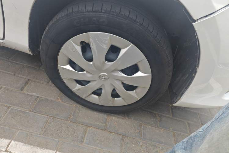 Used Toyota Vios 2014 1.5L Manual ZhiZhen Edition Right Front Wheel Hub