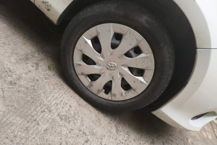 Used Toyota Vios 2014 1.5L Automatic ZhiZhen Edition Right Front Wheel Hub
