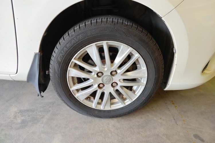 Used Toyota Vios 2014 1.5L Automatic ZhiZhen Edition Right Front Wheel Hub