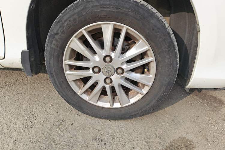 Used Toyota Vios 2014 1.3L Manual Xiang Edition Right Front Wheel Hub