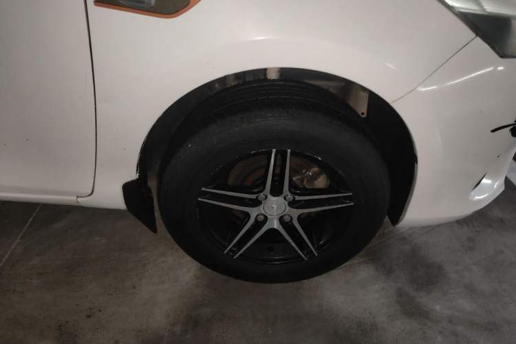 Used Toyota Vios 2014 1.3L Manual Xiang Edition Right Front Wheel Hub