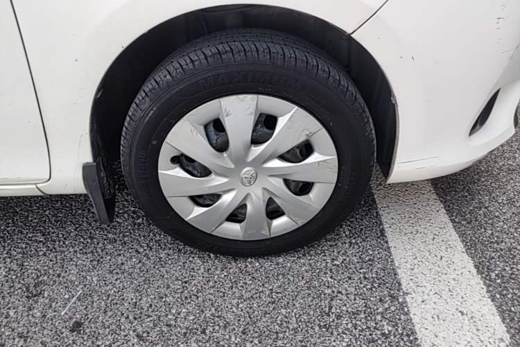 Used Toyota Vios 2014 1.5L Automatic ZhiZhen Edition Right Front Wheel Hub