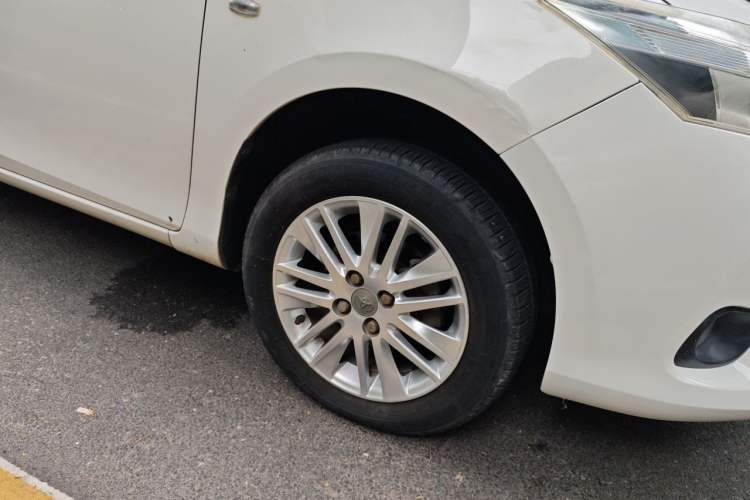Used Toyota Vios 2014 1.5L Automatic ZhiZhen Edition Right Front Wheel Hub