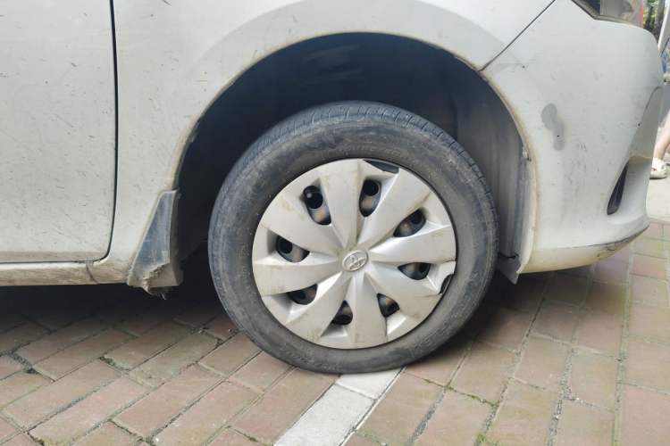 Used Toyota Vios 2014 1.3L Manual Xiang Edition Right Front Wheel Hub