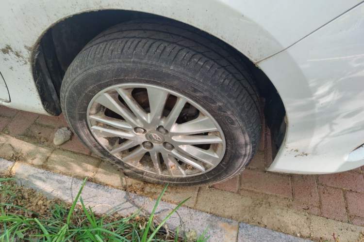 Used Toyota Vios 2014 1.5L Automatic ZhiZhen Edition Right Front Wheel Hub