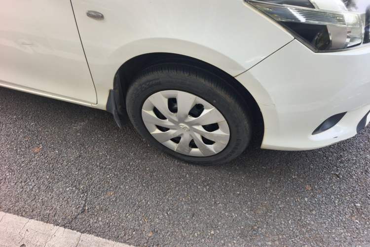 Used Toyota Vios 2014 1.5L Automatic ZhiZhen Edition Right Front Wheel Hub