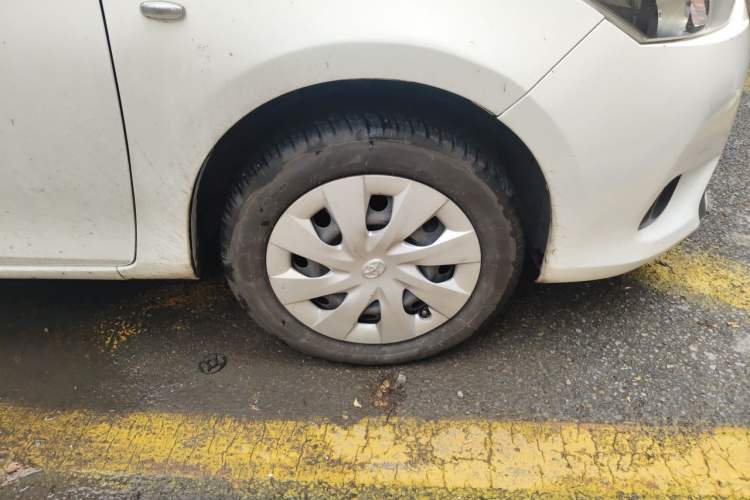 Used Toyota Vios 2014 1.5L Automatic ZhiZhen Edition Right Front Wheel Hub