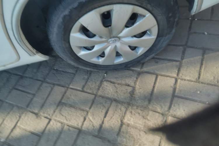 Used Toyota Vios 2014 1.3L Manual Xiang Edition Right Front Wheel Hub