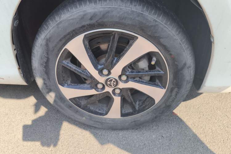 Used Toyota Vios 2014 1.5L Automatic ZhiZhen Edition Right Front Wheel Hub