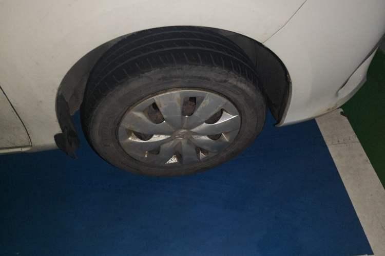 Used Toyota Vios 2014 1.3L Manual Value Edition Right Front Wheel Hub