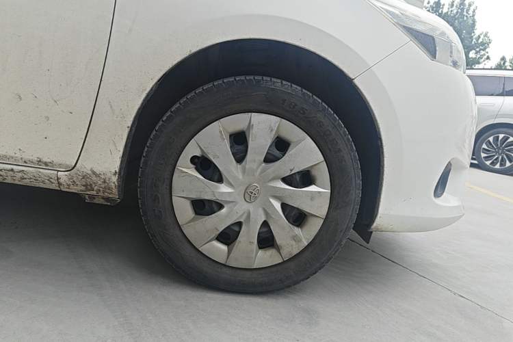 Used Toyota Vios 2014 1.5L Manual ZhiZhen Edition Right Front Wheel Hub
