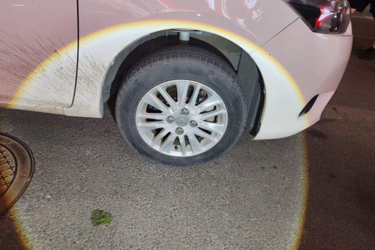 Used Toyota Vios 2014 1.5L Manual ZhiShang Edition Right Front Wheel Hub