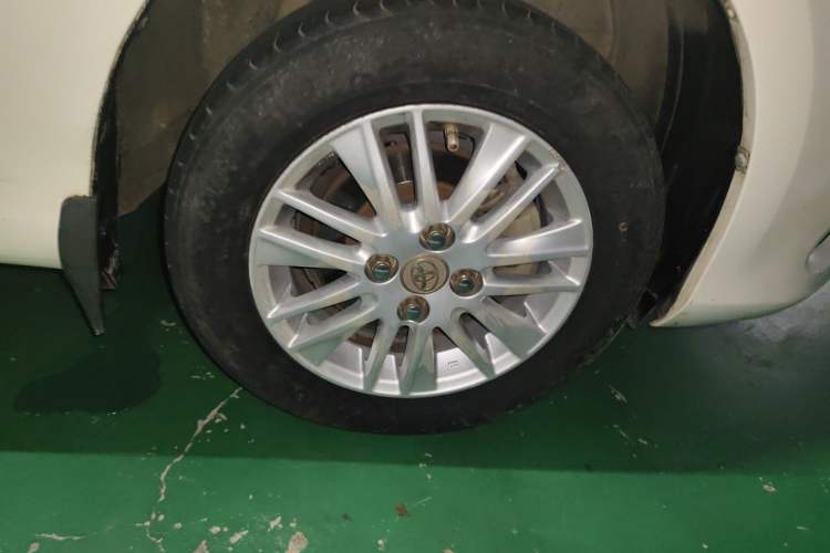Used Toyota Vios 2014 1.3L Manual Xiang Edition Right Front Wheel Hub