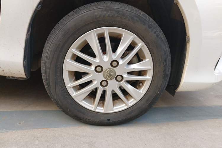 Used Toyota Vios 2014 1.3L Manual Xiang Edition Right Front Wheel Hub