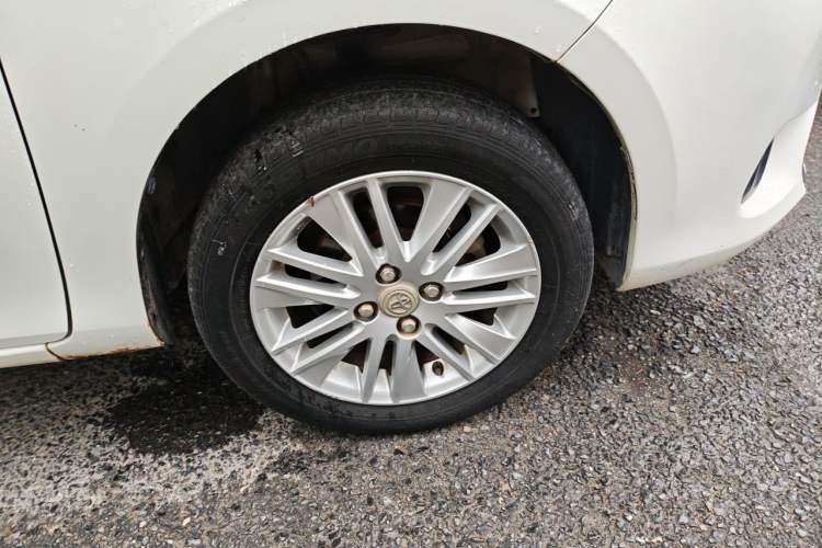 Used Toyota Vios 2014 1.5L Automatic ZhiZhen Edition Right Front Wheel Hub