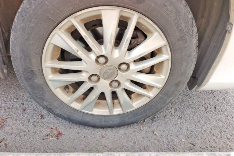 Used Toyota Vios 2014 1.3L Manual Value Edition Right Front Wheel Hub