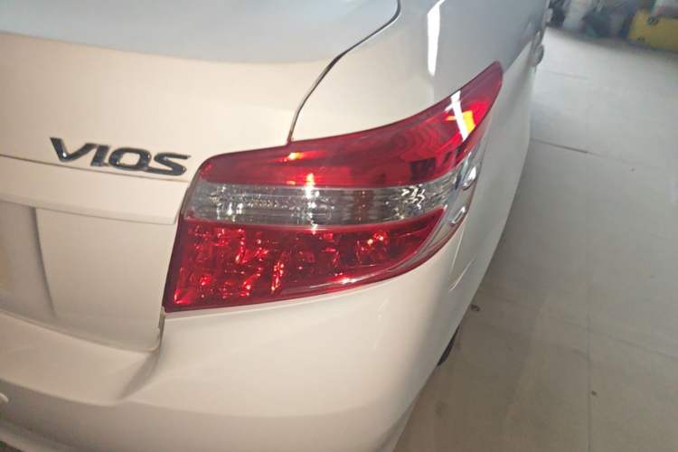 Used Toyota Vios 2014 1.5L Automatic ZhiZhen Edition Right Rear Taillight