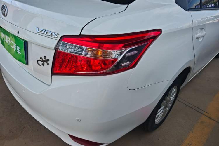 Used Toyota Vios 2014 1.3L Manual Xiang Edition Right Rear Taillight