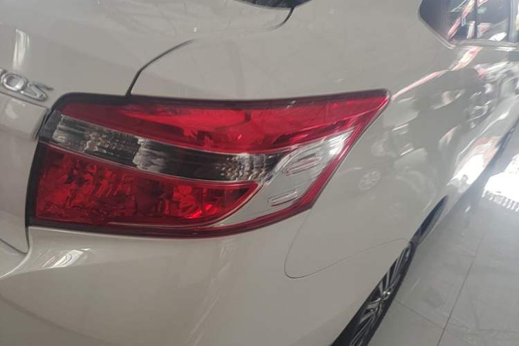 Used Toyota Vios 2014 1.5L Automatic ZhiZhen Edition Right Rear Taillight
