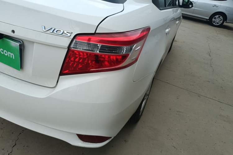 Used Toyota Vios 2014 1.3L Automatic Standard Edition Right Rear Taillight