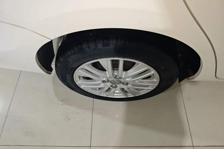 Used Toyota Vios 2014 1.5L Automatic ZhiZhen Edition Right Rear Wheel Hub