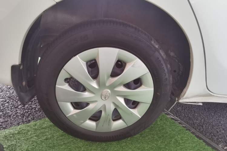 Used Toyota Vios 2014 1.5L Automatic ZhiZhen Edition Right Rear Wheel Hub