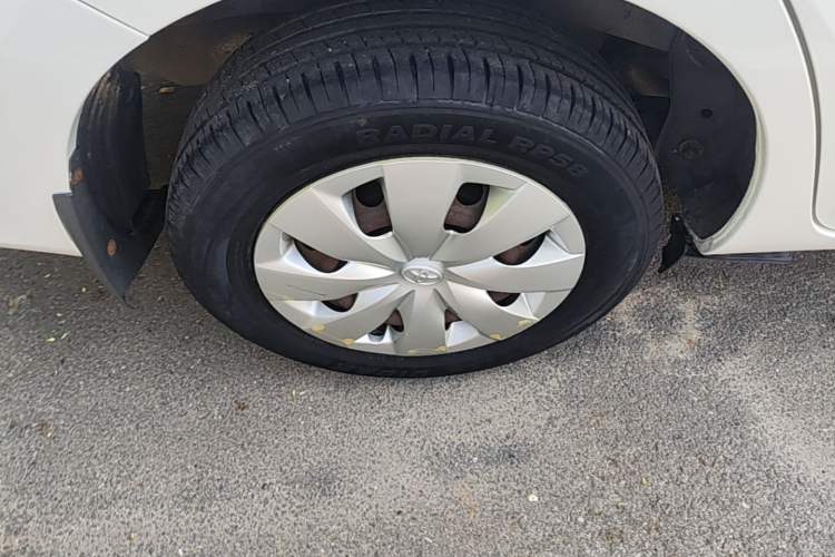 Used Toyota Vios 2014 1.3L Manual Xiang Edition Right Rear Wheel Hub