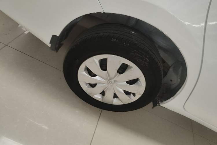 Used Toyota Vios 2014 1.3L Manual Value Edition Right Rear Wheel Hub