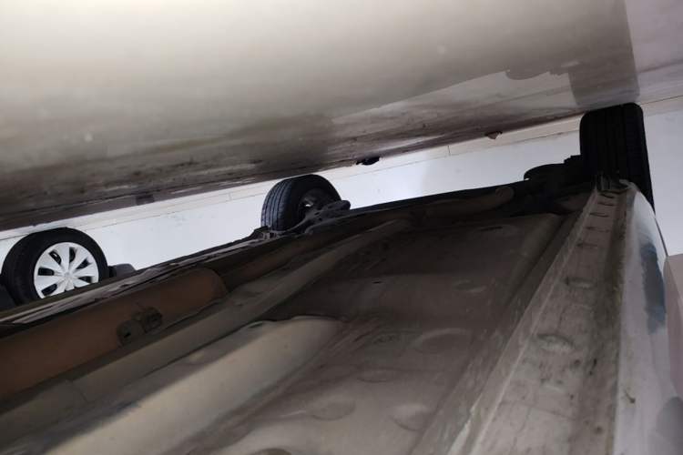 Used Toyota Vios 2014 1.5L Automatic Smart Edition Right Side Sill