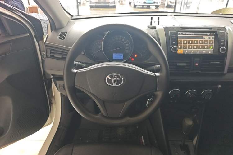 Used Toyota Vios 2014 1.5L Automatic ZhiZhen Edition Steering Wheel